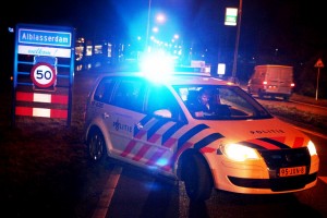 politie-Alblasserdam-politieauto-zwaailicht