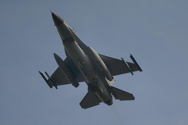 F16 boven Kinderdijk