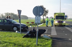 Aanrijding-scooter-vs-auto-Zijdeweg-Geerweg-Bleskensgraaf-1